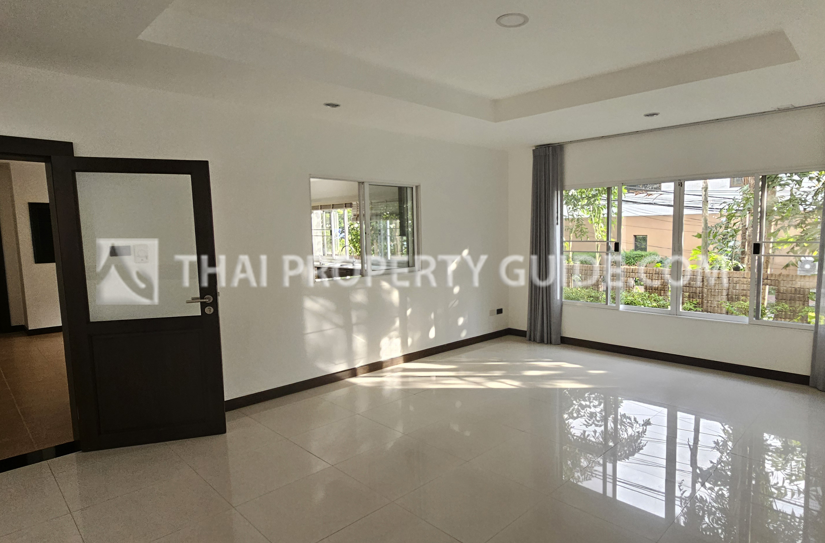 House with Shared Pool in Nichada Thani 